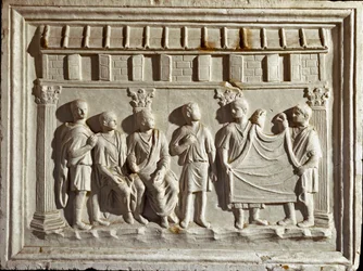 Arte romana: molde em baixo relevo representando um tecido e tapeçarias. De um original do século II d.C. Roma Museo della Civilta Romana