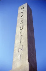 Roma Foro Itálico. Visão geral do obelisco dedicado a Mussolini.