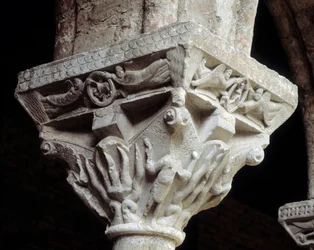 Capital representando os três judeus no forno de fogueira (escultura