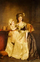 Retrato de uma senhora, sentada de corpo inteiro por uma mesa, com a filha, segurando uma pose de flores
