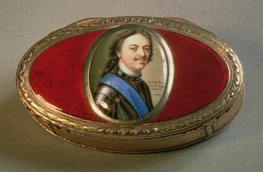 Caixa de rapé com retrato em miniatura de Pedro, o Grande, 1727 (ouro)