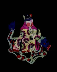 Deus chinês montado num dragão. Corte de papel pintado ou "Jian Zhi", arte popular chinesa, Pekin.