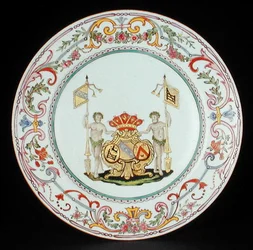 Prato de jantar decorado em esmaltes de rosas familiares com os braços de Goos de Ghyseghem, acólitos com Vecquemans e Goubau, período Yonzheng (1725-35) c.1730 (porcelana)