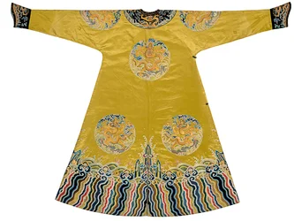 Robe Qiu Xiangse&39;Dragon &39;bordado, Longpao, início do século 18 (seda)