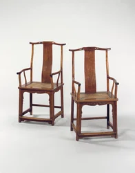 Par de elegantes poltronas com chapéu de oficial do sul Huanghuali, Nanguanmaoyi