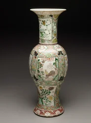 Vaso, c.1700 (porcelana e esmalte)