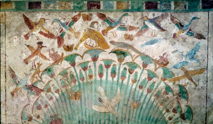Antigo Egipto: animais numa cavilha de papiro, fragmento de calcário do túmulo de Neferhotep, cerca de 1400 AC 18ª dinastia, Dimensão 43x74 cm Paris, Museu do Louvre - Antiguidade egípcia: animais numa cavilha de papiro, fragmento de calcário do túmulo de 