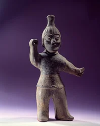 Art coreen: figura de exorcista. Período dos Três Reinos (57 a.C.-668 d.C.). Paris, Museu Cernuschi