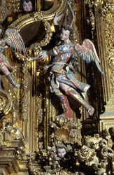 Detalhe da decoração currigueresca (gesso pintado)
