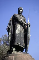 Estátua de D. Afonso I, Guimarães, Portugal (foto)