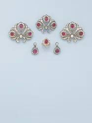 Conjunto importante de joias, c.1850 (rubis, diamantes e ouro)