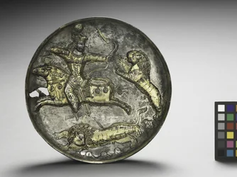 Prato: Leões de caça Rei Hormizd II ou Hormizd III, 400-600 (prata dourada)