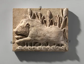 Painel de parede com um javali, c.6 DC (estuque)