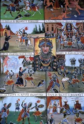 Uma decoração de teatro de marionetes chamada Puppi, pertencente a uma tradição siciliana que remonta aos tempos antigos e que tinha como objectivo contar a história das invasões e das conquistas normandas. Palermo, Sicília, Itália.