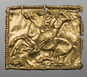 Art des steppes - Scythian Art : Placa que representa uma cena de caça. Ouro, tamanho : 5,2x4,2, século V-4 a.C., Eremitério do Estado, São Petersburgo