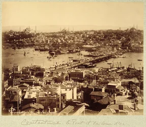 Panorama sobre Istambul e o Bósforo, c. 1890