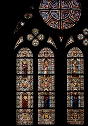 Nos símbolos superiores dos Evangelistas, abaixo de San Ludovico di Tolosa (Luís de Anjou ou São Luís de Toulouse