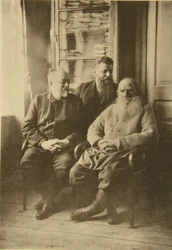 Autor russo Leo Tolstoy com o político Mikhail Stakhovich e Mikhail Sukhotin, Rússia, década de 1900
