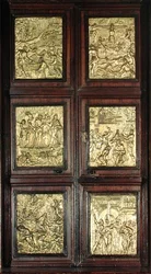 Portas do santuário da Capela Sacramentária (bronze dourado)