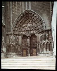Vista do Portal Sacramental (Sarmental) da Catedral de Santa Maria (Santa Maria) em Burgos