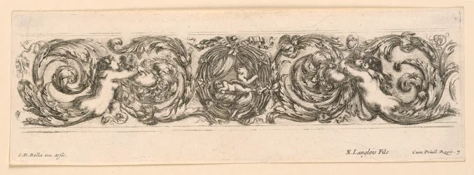 Ornamentos de frisos e folhagens
