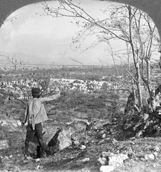 Vista geral sobre os 450 pagodes de Mandalay Hill, Birmânia, 1908