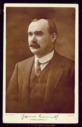 James Connolly (1868-1916) fotografado por Lafayette, Dublin, c.1910 (fotografia a sépia)