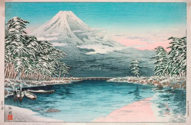 Monte Fuji visto de Tagonoura, paisagem de neve
