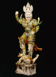 Lokapala (Guardião Celestial), início do século VIII (louça de barro com esmaltes de chumbo de três cores (sancai))