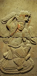 Estela representando um músico (terracotta)