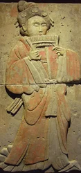 Estela de terracota com músico, Dinastia Tang