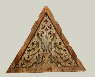 Gable de um templo tailandês tarde Ayutthaya período (1351-1767) (madeira)