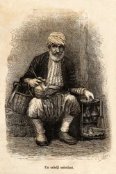 Um vendedor ambulante de café (cafedji), no bazar de Trebizonda, a actual Trabzon na costa do Mar Negro, gravura a partir de um desenho do narrador, ilustrando uma viagem ao Lazistão e à Arménia de 1869, de Théophile Deyrolle, publicada em «Le Tour du