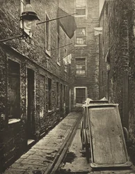 Fechar No. 136 Saltmarket, 1868.