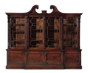 Uma estante de livros George III