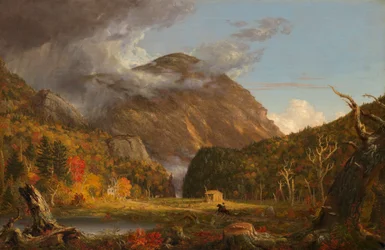 Uma vista da passagem da montanha chamada de entalhe das montanhas brancas (Crawford Notch)