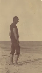 [Thomas Eakins em traje de banho], década de 1880., década de 1880.
