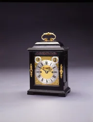 William e Mary em miniatura impressionante relógio de suporte, no. 226, c.1690-95 (ébano e metal)