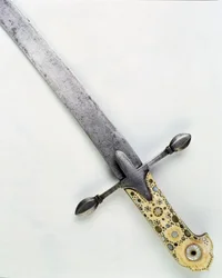 Sabre (ferro e osso)