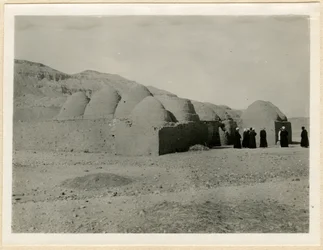 Mosteiro dos Santos Teodoro e Acladio, Medinet Habu, Egito, fotografia de Ugo Monneret de Villard