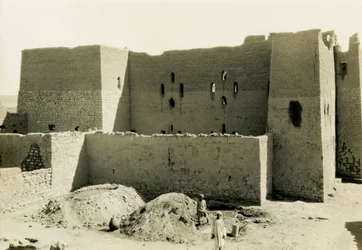 Mosteiro de São Simeão, Assuão, Egito, fotografia de Ugo Monneret de Villard