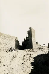 Mosteiro de São Simeão, Assuão, Egito, fotografia de Ugo Monneret de Villard