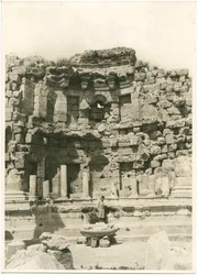 O ninfeu, cidade greco-romana de Gerasa (atual Jerash), fotografia de Ugo Monneret de Villard, cerca de 1930