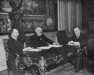Uma conferência financeira dos Aliados, Paris, 1915.