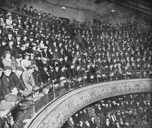 Galeria de um auditório, Londres, c1900 1901