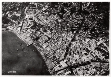 Vista aérea do Funchal, Madeira, de um Zeppelin, 1928 1933