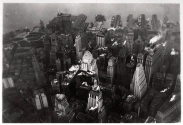 Vista aérea de Manhattan, Nova York, EUA, de um Zeppelin, 1928 1933