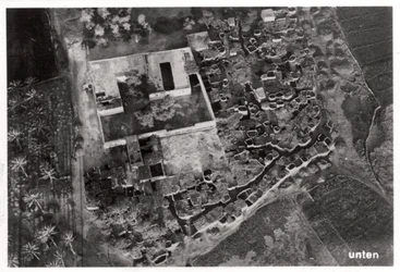 Vista aérea de uma vila, Egito, 1931 1933