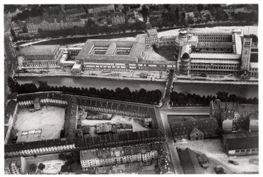 Vista aérea do Museu Deutsches, Munique, Alemanha, de um Zeppelin, c1931 1933
