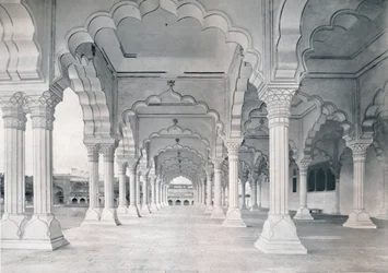 Agra. O Dewan-i-am, ou Salão da Audiência Pública, c1910.